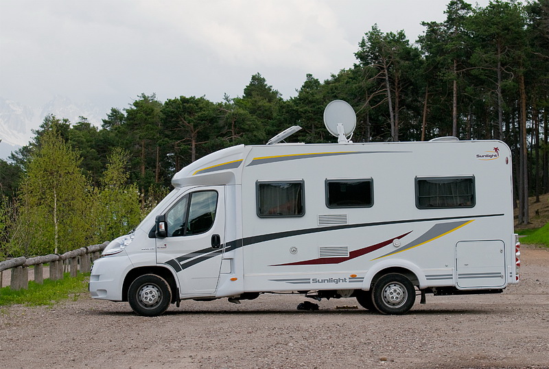 Südtirol D35_4477 als Smart-Objekt-1 Kopie.jpg - Ein schöner Stellplatz auf dem wir fast alleine waren, das Wetter scheint sich heute zu beruhigen.